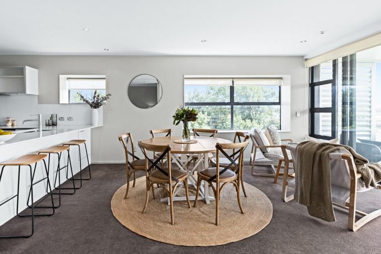 Photo of property in 213/7 Humber Street, Pandora, Napier, 4110