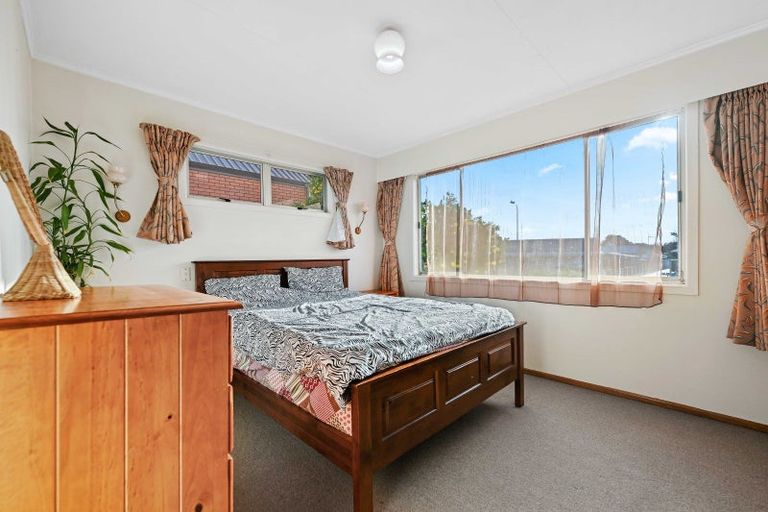 Photo of property in 21 Sunnyside Road, Nawton, Hamilton, 3200