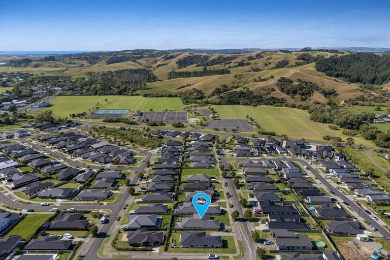 Photo of property in 24 Minerva Avenue, Helensville, 0800
