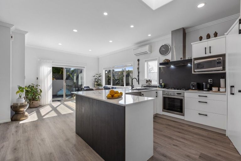 Photo of property in 14 Jarrah Park Drive, Pyes Pa, Tauranga, 3112