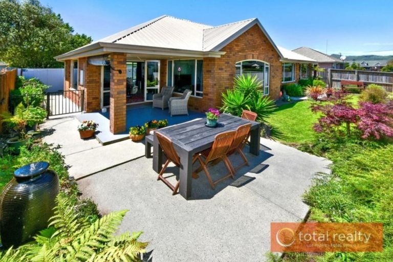 Photo of property in 2 Oakridge Street, Halswell, Christchurch, 8025