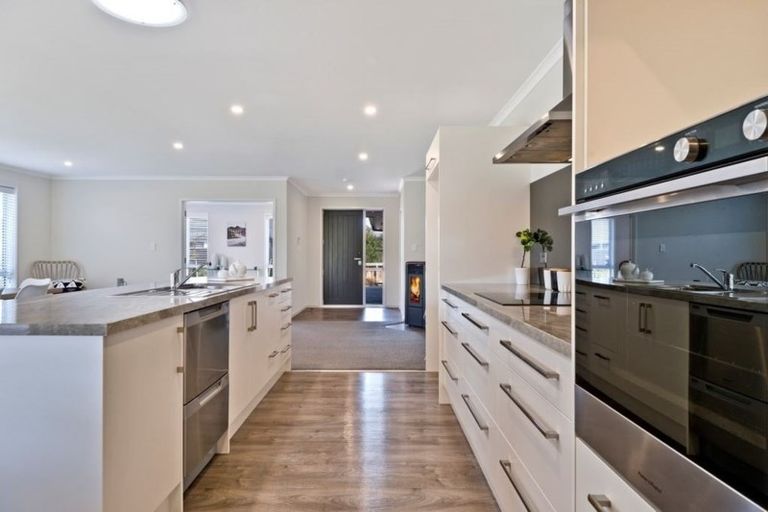 Photo of property in 9 Annie Going Lane, Halswell, Christchurch, 8025