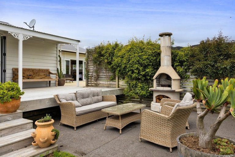 Photo of property in 1305b South Road, Kaitake, New Plymouth, 4374