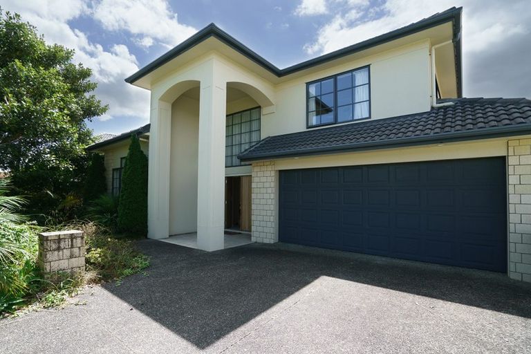 Photo of property in 8 Maybole Drive, Flat Bush, Auckland, 2016