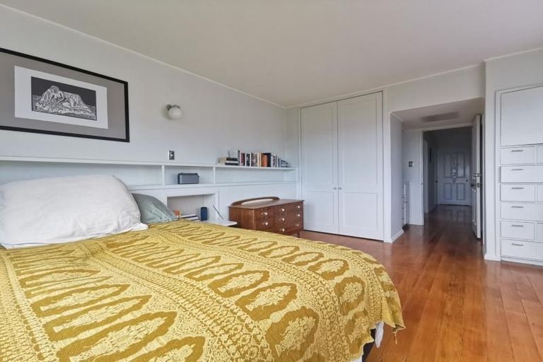 Photo of property in 127 Upland Road, Kelburn, Wellington, 6012