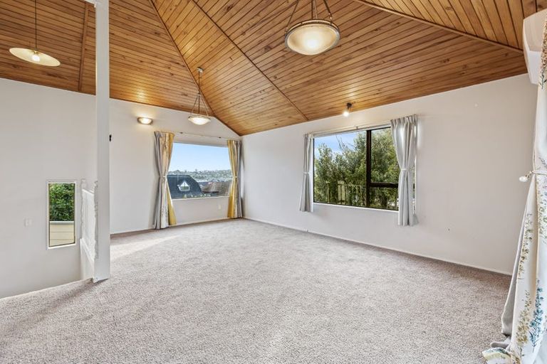 Photo of property in 41 Kennedy Avenue, Forrest Hill, Auckland, 0620