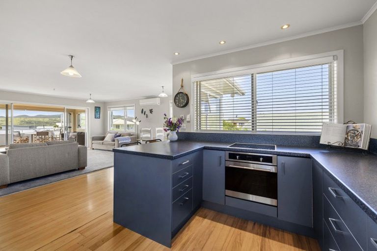 Photo of property in 19 Taipari Avenue, Raglan, 3225