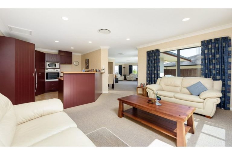 Photo of property in 41 La Colina Place, Bethlehem, Tauranga, 3110