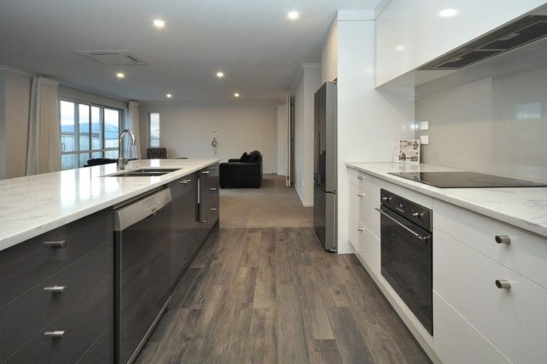 Photo of property in 188 Helenslee Road, Pokeno, 2472