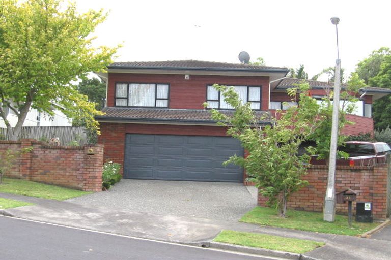 Photo of property in 29 Cherub Place, West Harbour, Auckland, 0618