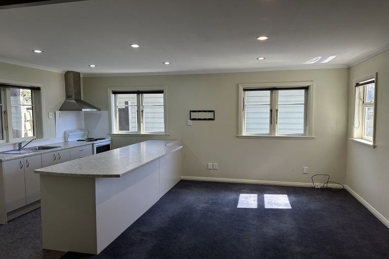 Photo of property in 42 Raroa Road, Kelburn, Wellington, 6012