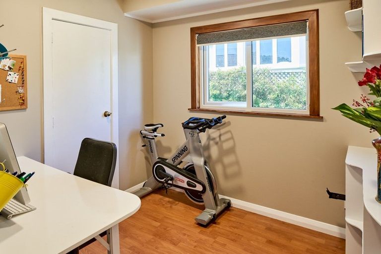 Photo of property in 25 Punjab Street, Khandallah, Wellington, 6035