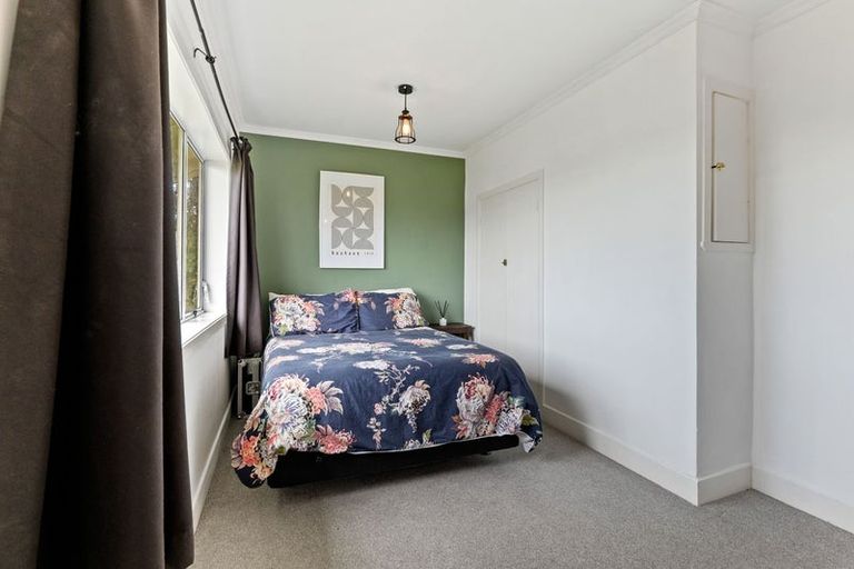 Photo of property in 18 David Street, Westown, New Plymouth, 4310