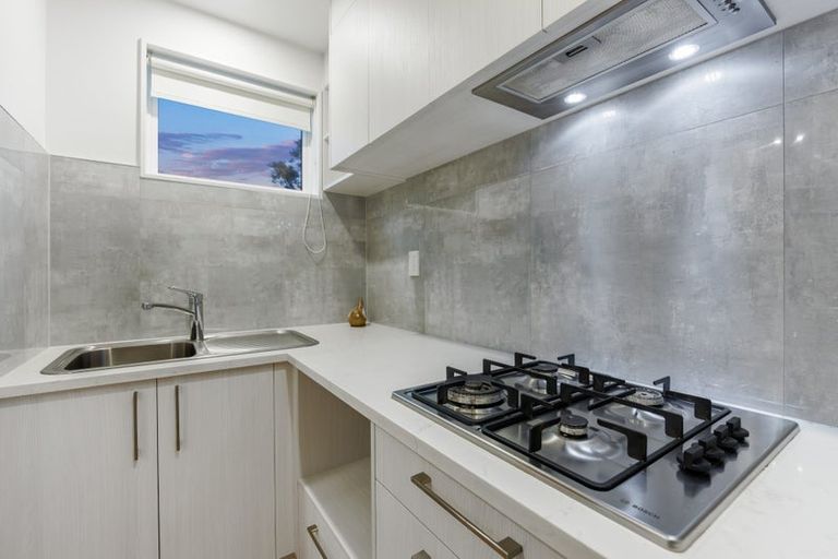 Photo of property in 14a Crystal Avenue, Glendene, Auckland, 0602