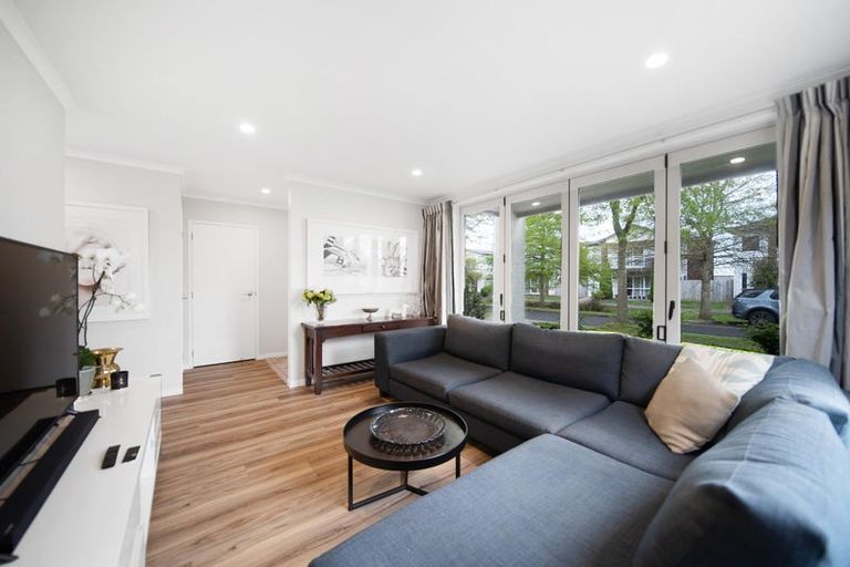 Photo of property in 9 Tarapiroe Avenue, Takanini, 2112