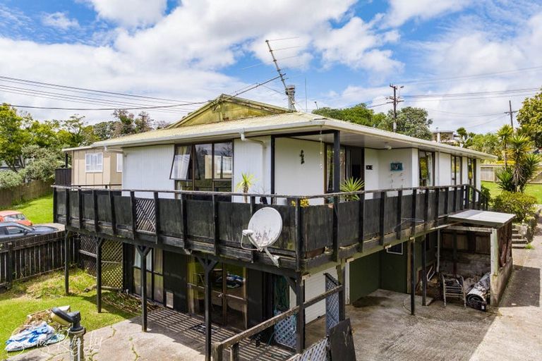 Photo of property in 185 Hurndall Street West, Maungaturoto, 0520