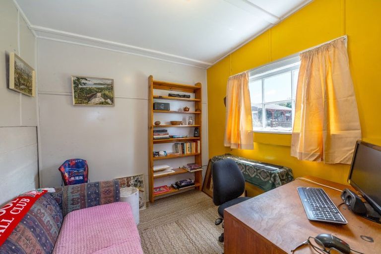 Photo of property in 26 Post Office Road, Mangapakeha, Masterton, 5872