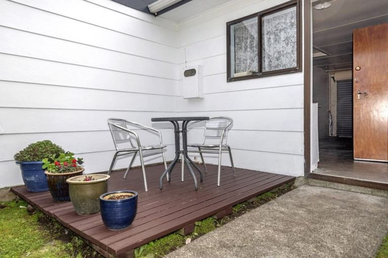 Photo of property in 2/23 Craig Road, Outer Kaiti, Gisborne, 4010