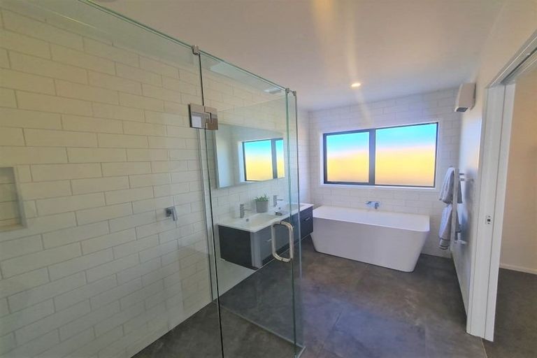 Photo of property in 17 Mida Close, Papamoa Beach, Papamoa, 3118