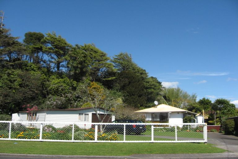 Photo of property in 12 Atiawa Street, Glen Avon, New Plymouth, 4312