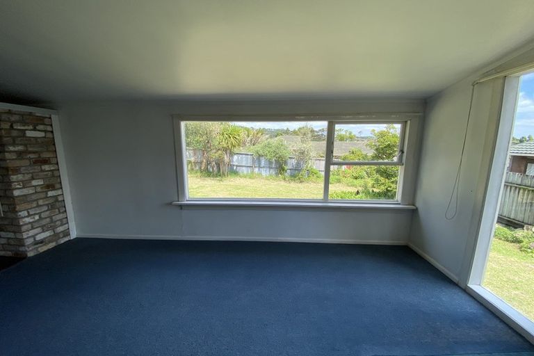 Photo of property in 87 Konini Road, Titirangi, Auckland, 0604