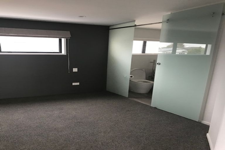 Photo of property in 4/49 Ohaupo Road, Melville, Hamilton, 3206