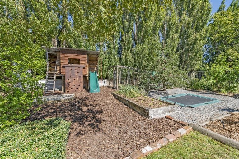 Photo of property in 20 Brook Street, Southbridge, 7602