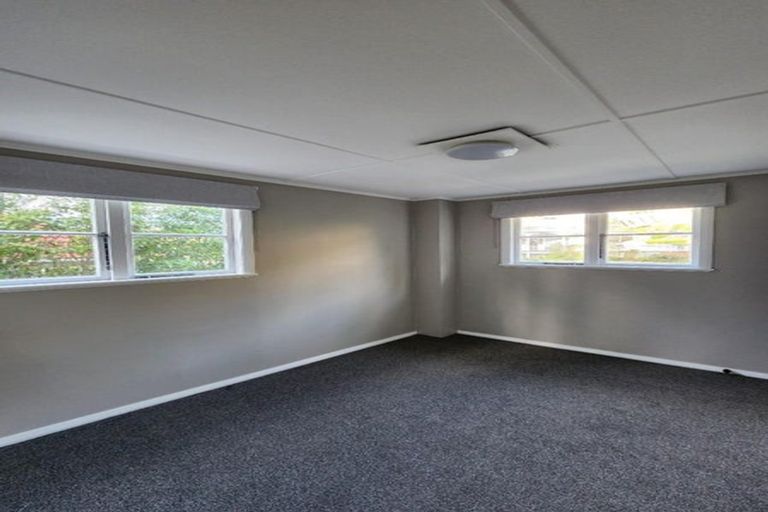 Photo of property in 47-47a Milton Road, Bluff Hill, Napier, 4110