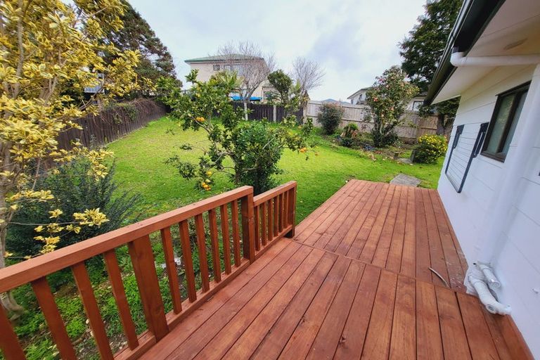 Photo of property in 5 Melia Grove, Goodwood Heights, Auckland, 2105
