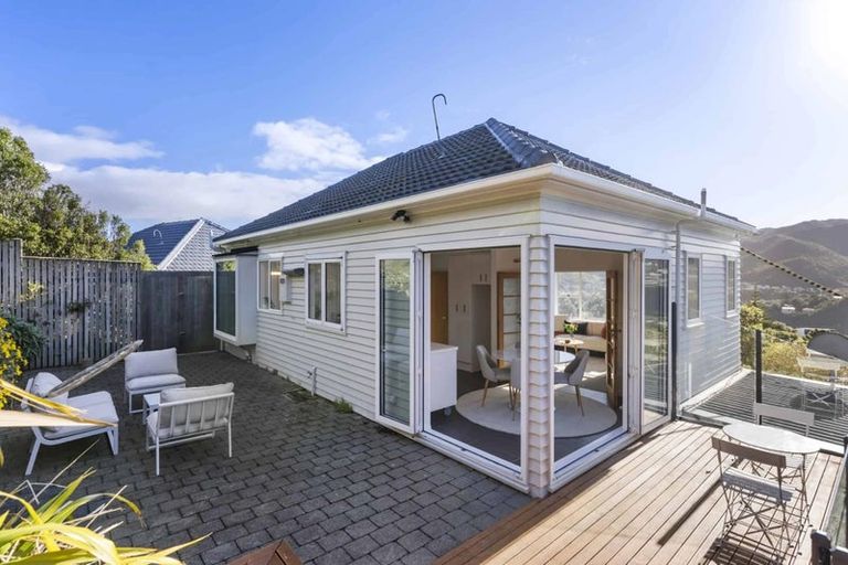 Photo of property in 1 Ellora Street, Ngaio, Wellington, 6035
