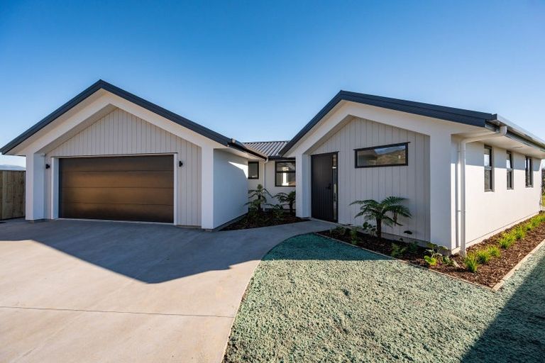 Photo of property in 38 Hallmark Drive, Hope, Richmond, 7020