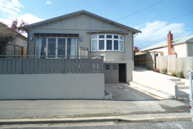 Photo of property in 52 Highcliff Road, Andersons Bay, Dunedin, 9013
