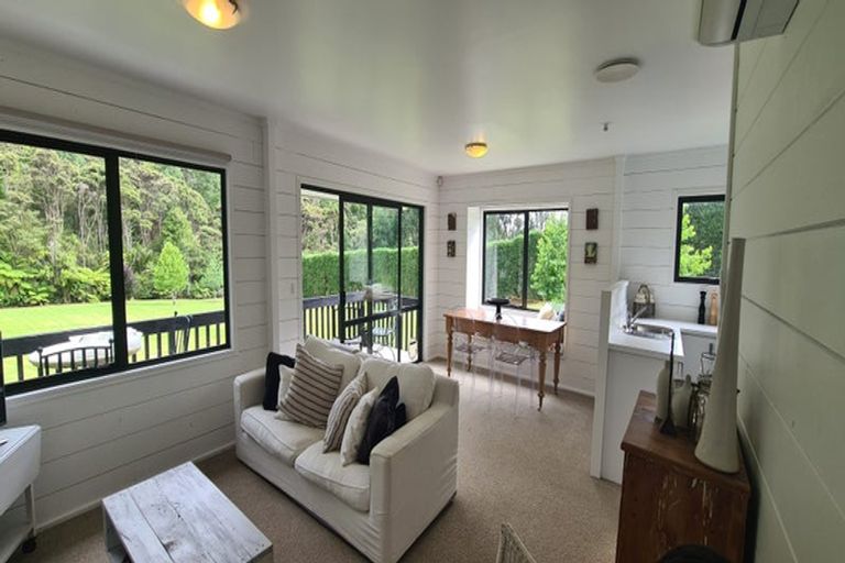 Photo of property in 36 Robinson Road, Coatesville, Albany, 0793