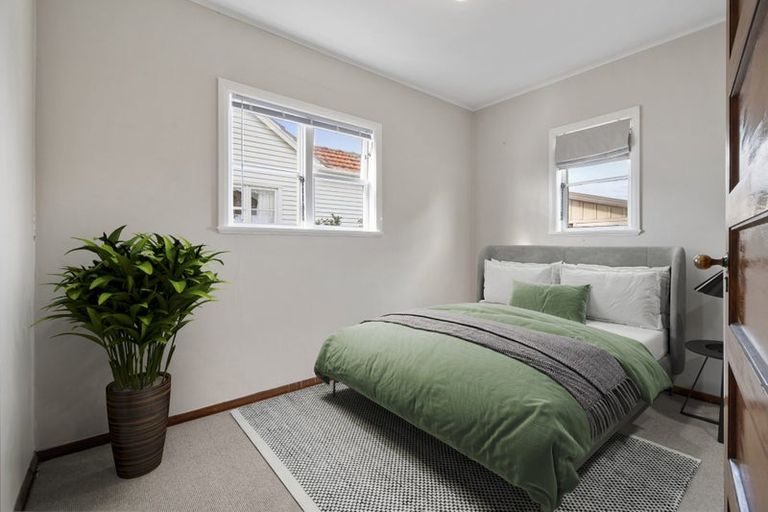 Photo of property in 90 Manson Street, Terrace End, Palmerston North, 4410