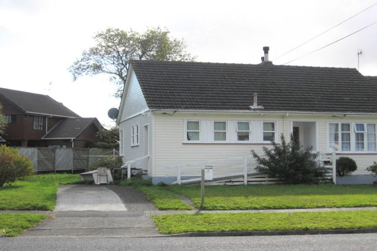 Photo of property in 51 Waddington Drive, Naenae, Lower Hutt, 5011