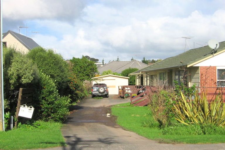 Photo of property in 16a Bay Street, Red Beach, 0932