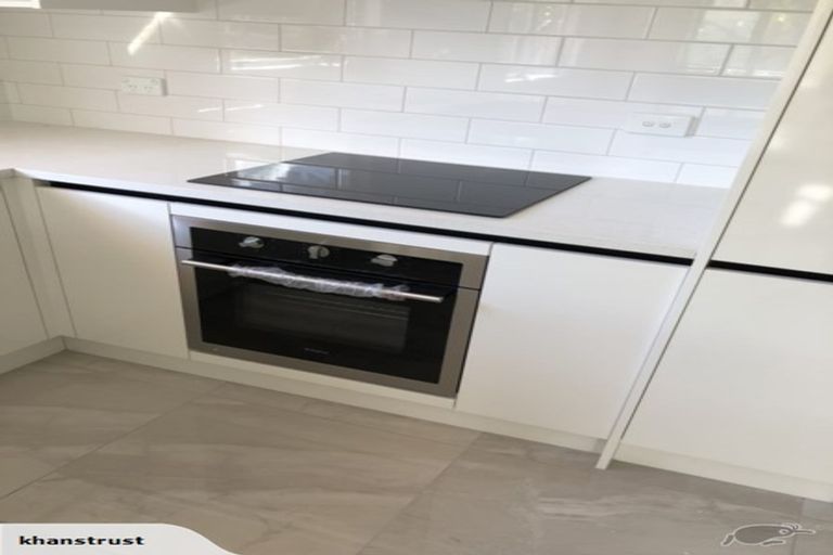 Photo of property in 30 Vireya Court, Goodwood Heights, Auckland, 2105