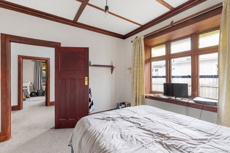 Photo of property in 21a Shamrock Street, Takaro, Palmerston North, 4412