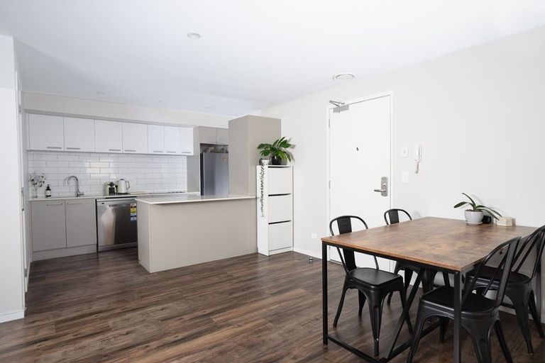 Photo of property in 308/25 Bute Road, Browns Bay, Auckland, 0630