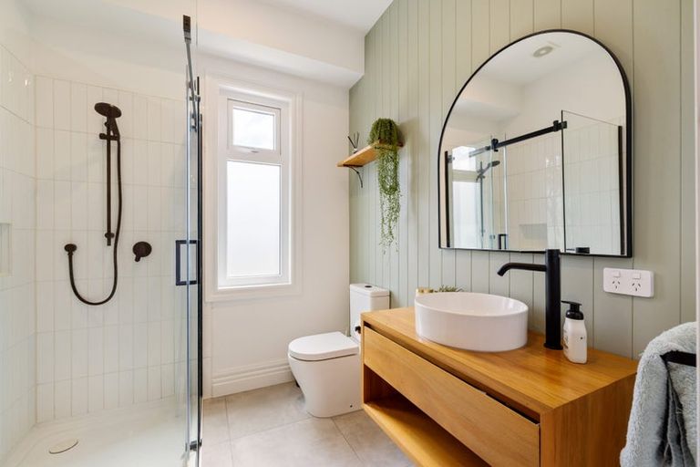 Photo of property in 36 Ngaio Street, Saint Martins, Christchurch, 8022