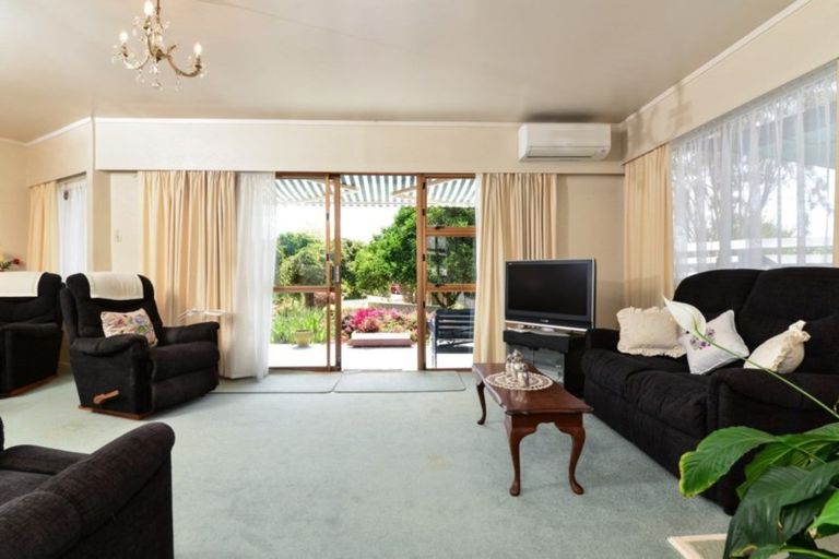 Photo of property in 2 Gordon Place, Leamington, Cambridge, 3432