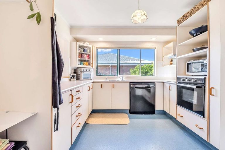 Photo of property in 2/56 Young Street, Te Awamutu, 3800