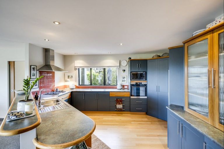 Photo of property in 36 Selwyn Road, Havelock North, 4130