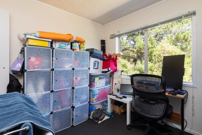 Photo of property in 1/95b Captain Scott Road, Glen Eden, Auckland, 0602