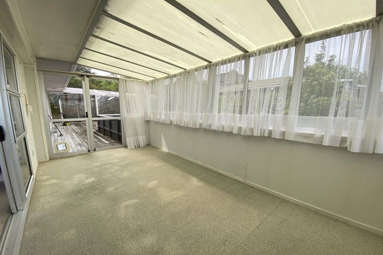 Photo of property in 23 Jellicoe Road, Murrays Bay, Auckland, 0630