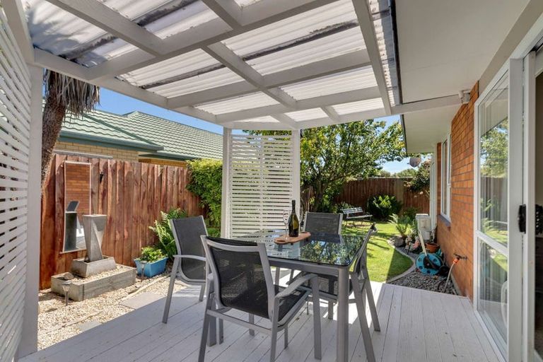 Photo of property in 13b Thornhill Place, Sockburn, Christchurch, 8042