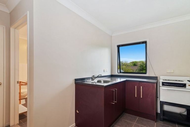 Photo of property in 28 Holden Avenue, Holdens Bay, Rotorua, 3010