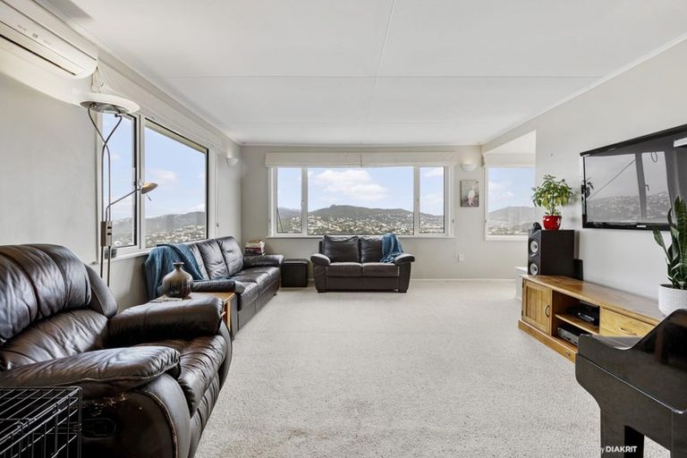 Photo of property in 51 Bedford Street, Northland, Wellington, 6012