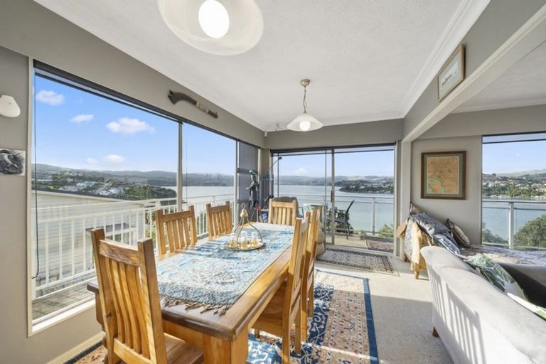 Photo of property in 56 Mana View Road, Paremata, Porirua, 5026