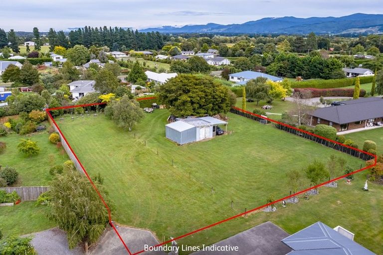 Photo of property in 7 Camellia Lane, Carterton, 5713